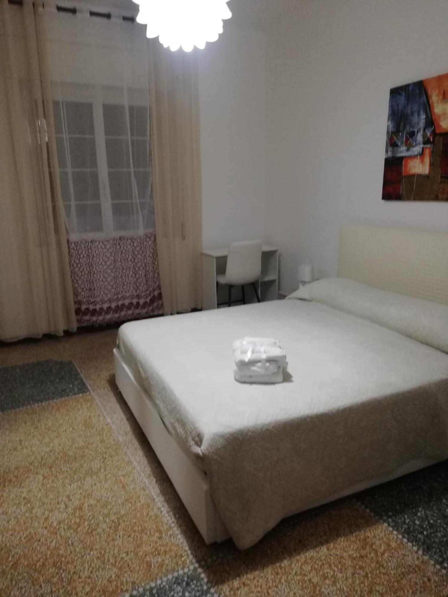 La Casa Di Anna Lejlighed Taranto Eksteriør billede